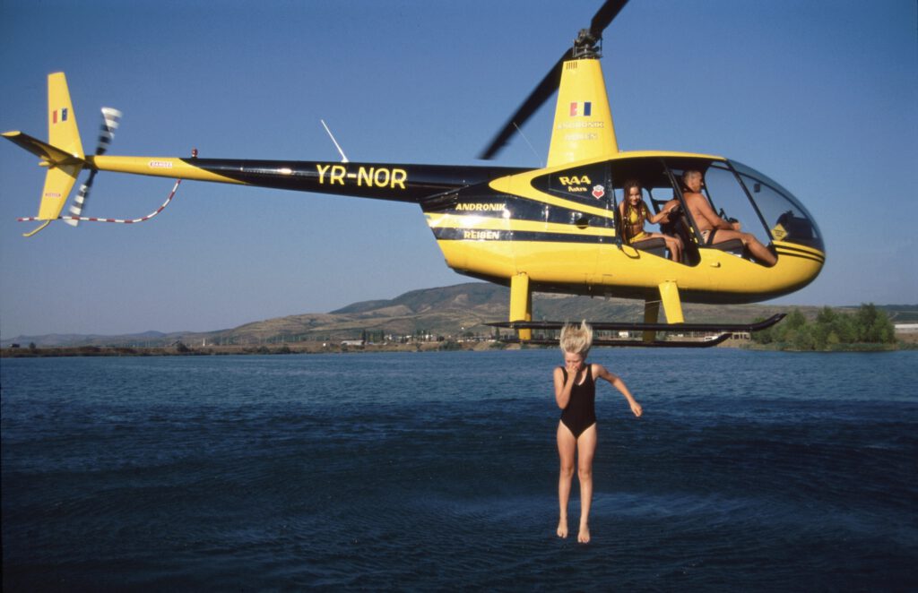 Flugvergnügen mit Robinson R44 in Rumänien