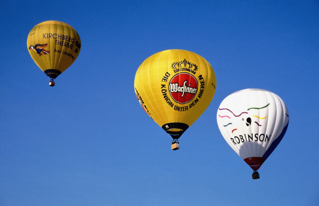 14-Photo-Klaus-Heller-ballooning-15